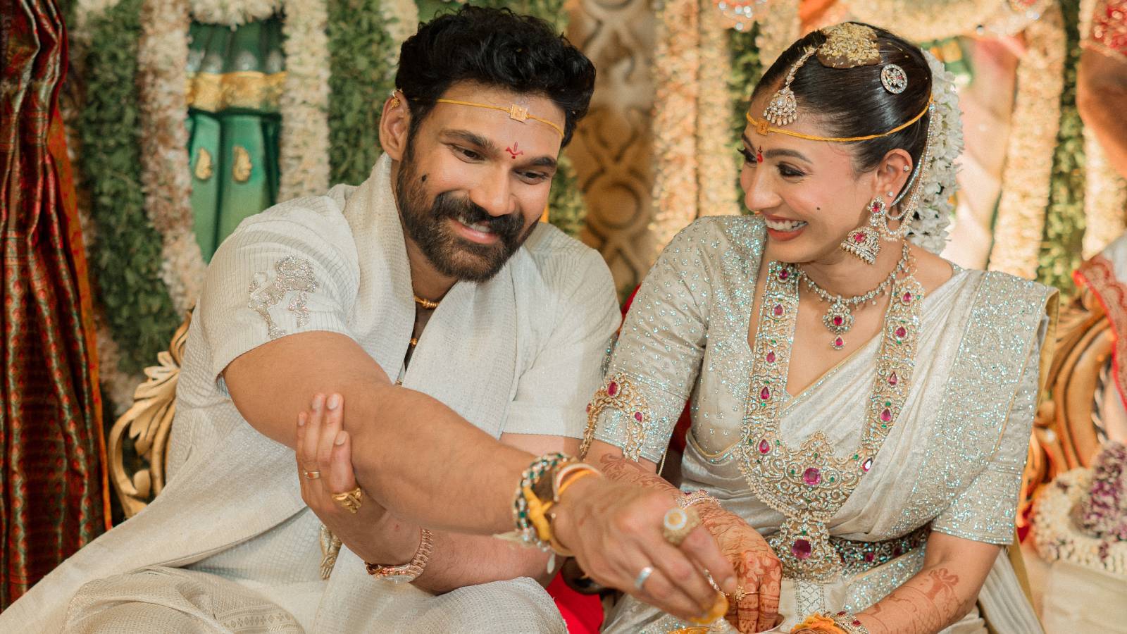 Srinivasakavyanam Tie the Knot in Grand Style in Tirumala