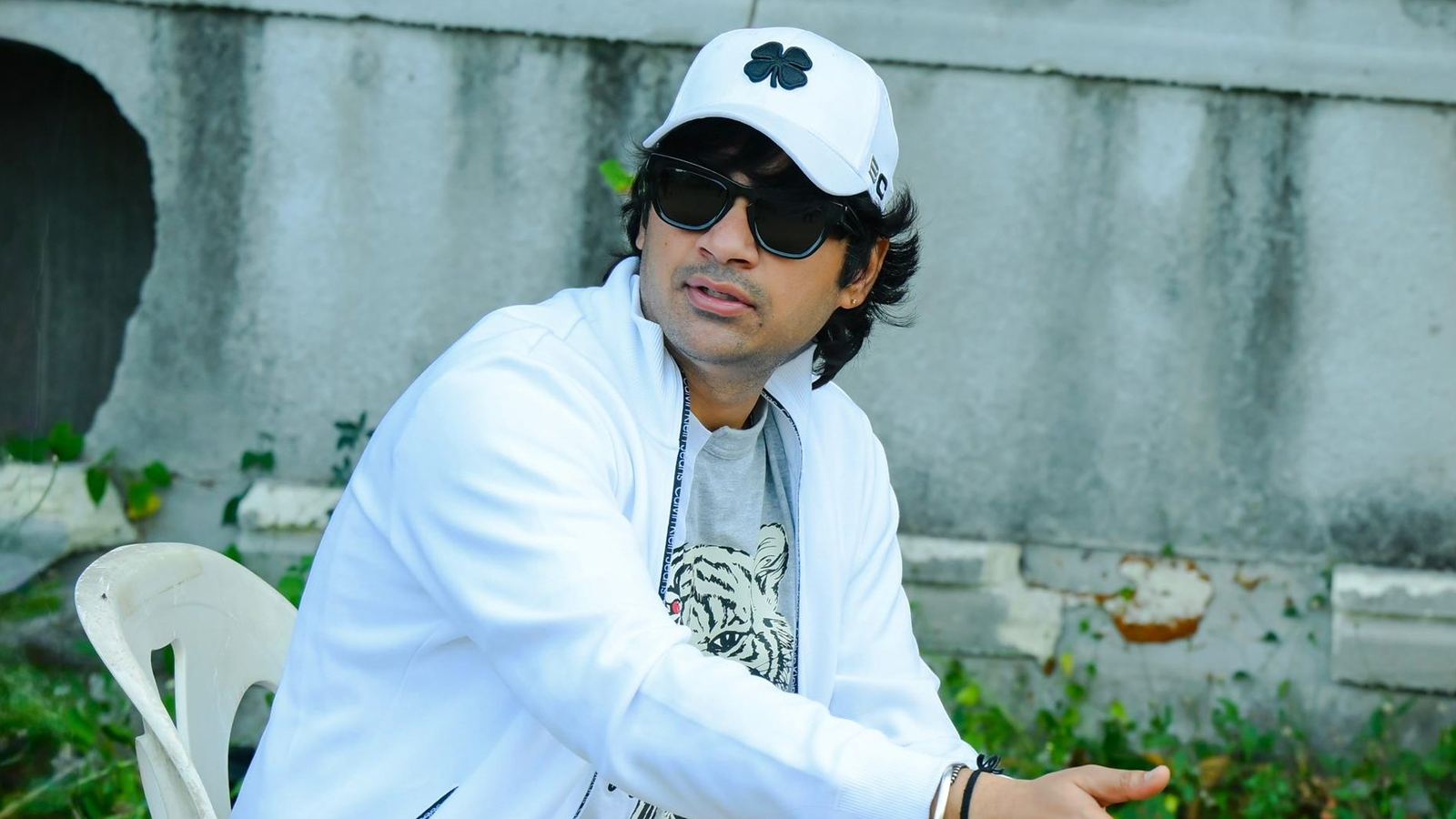 Sujeeth's Scheduling Nightmare: OG2 vs Bloody Romeo Dilemma