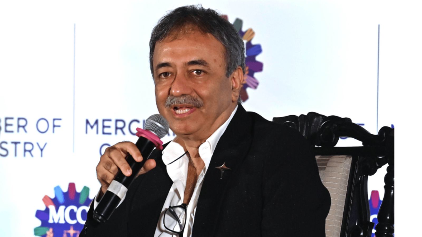 3 Idiots Sequel: Hirani Planning Completely New Direction?