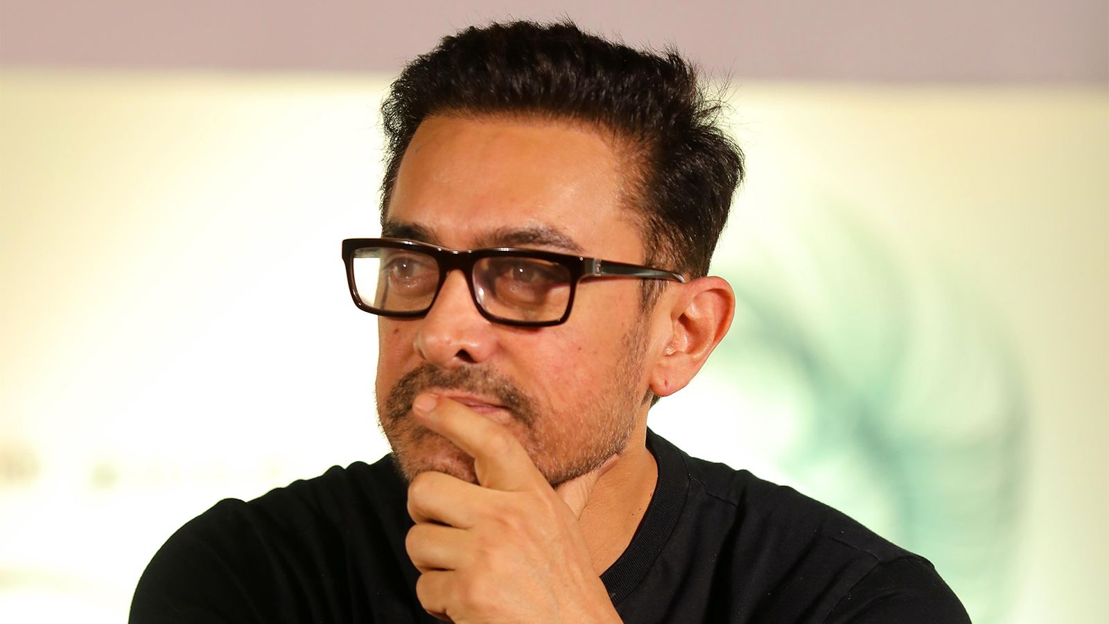 Aamir Khan Ek Din film still