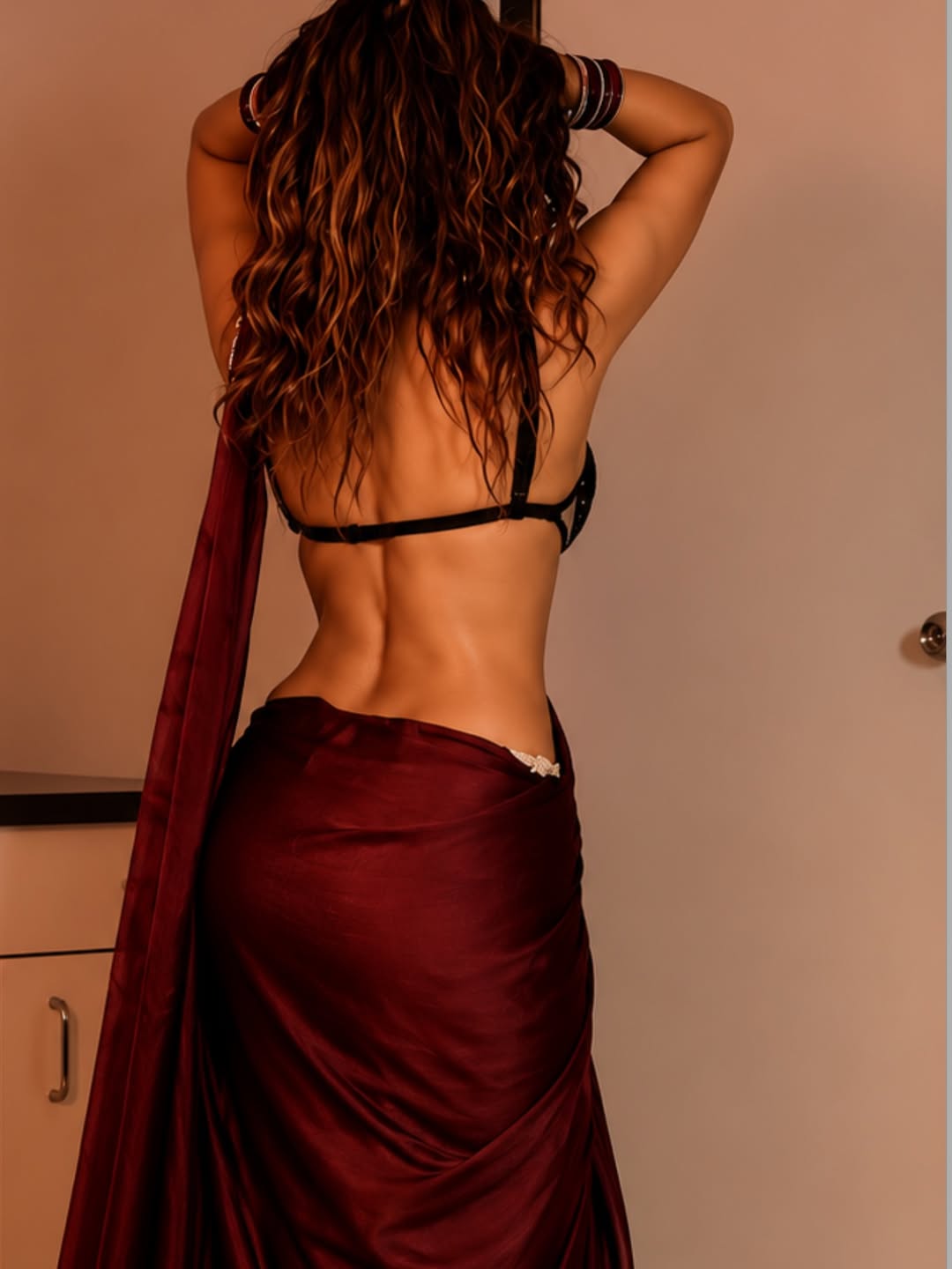 Aparna Reddy Low Waist Saree Draping Close Photo