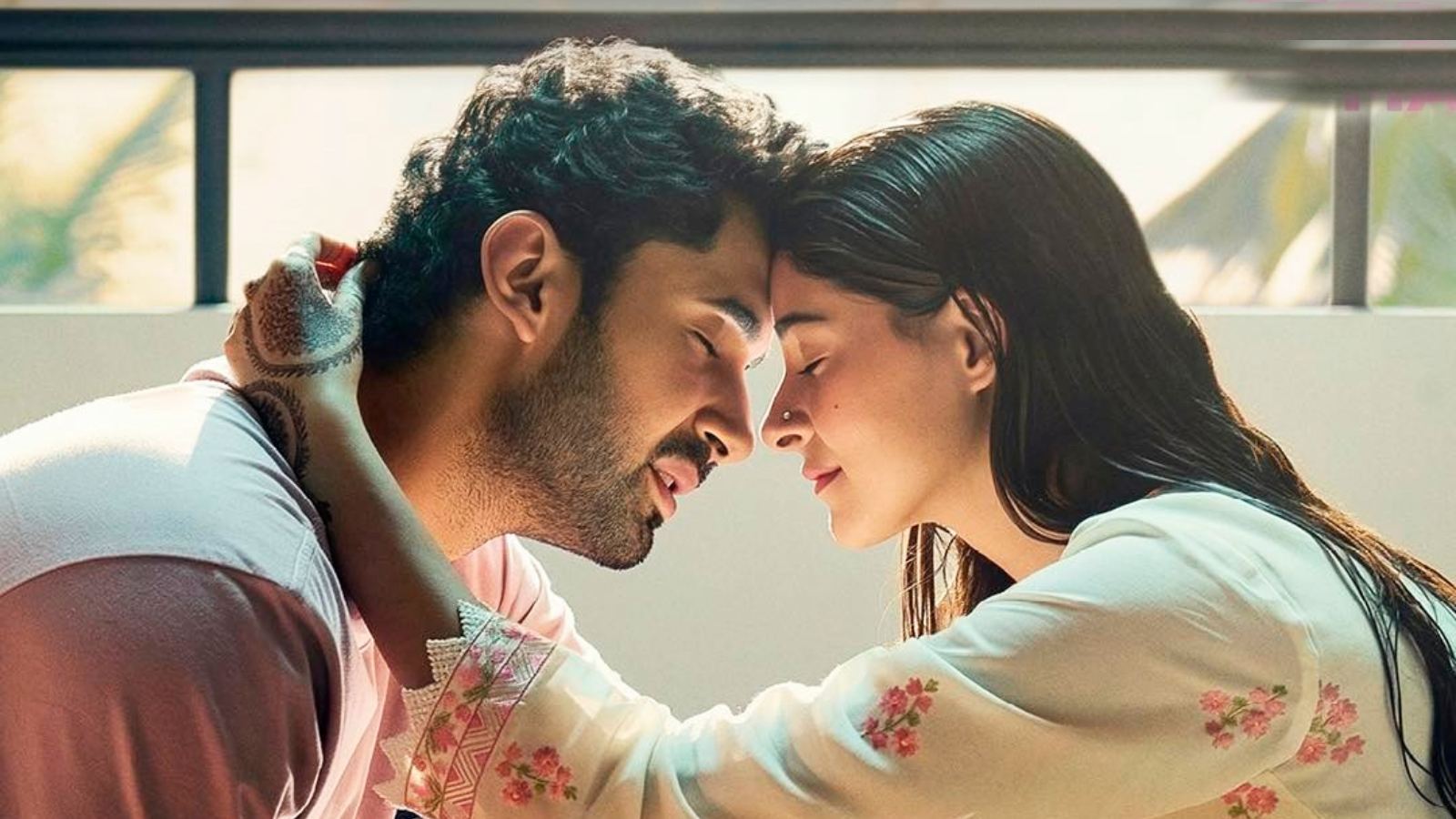 Chand Mera Dil Public Talk: Chemistry Sizzles, Film Fizzles?