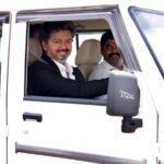 విజయ్‌ సూటేస్తే మాస్.. జీపు నడిపితే మమ్మమ్మాస్