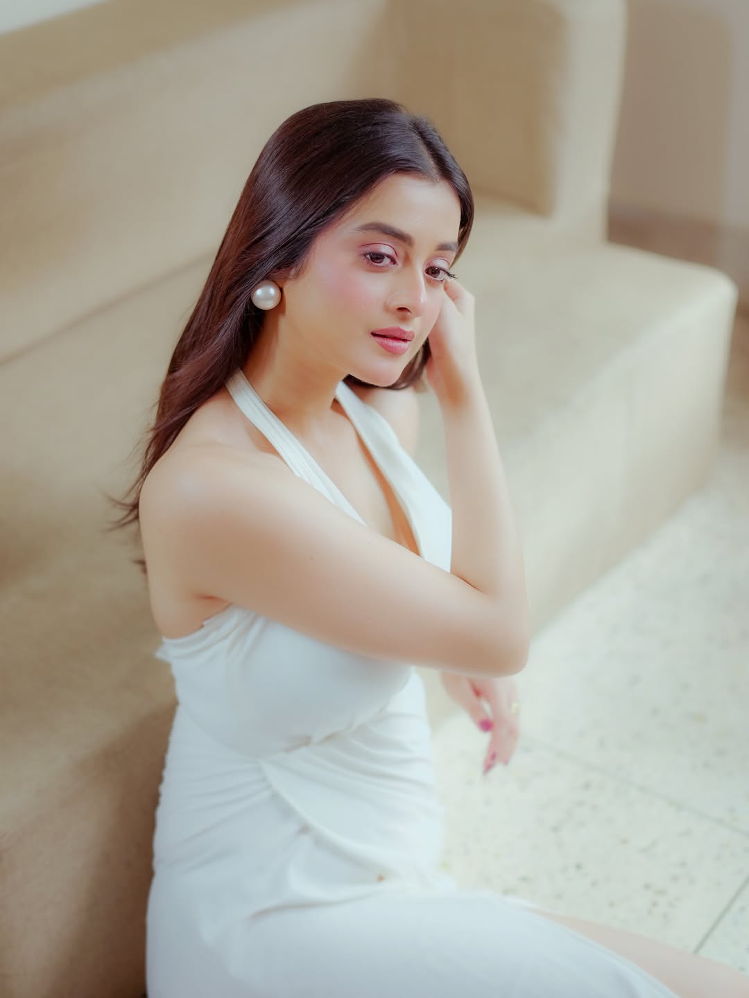 Darshana Banik Wearing Oversized Pearl Earrings