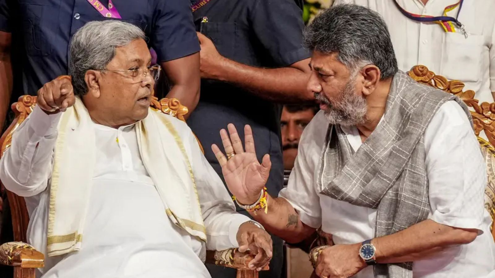 DK Shivakumar meeting Siddaramaiah amid Karnataka chief minister political developments