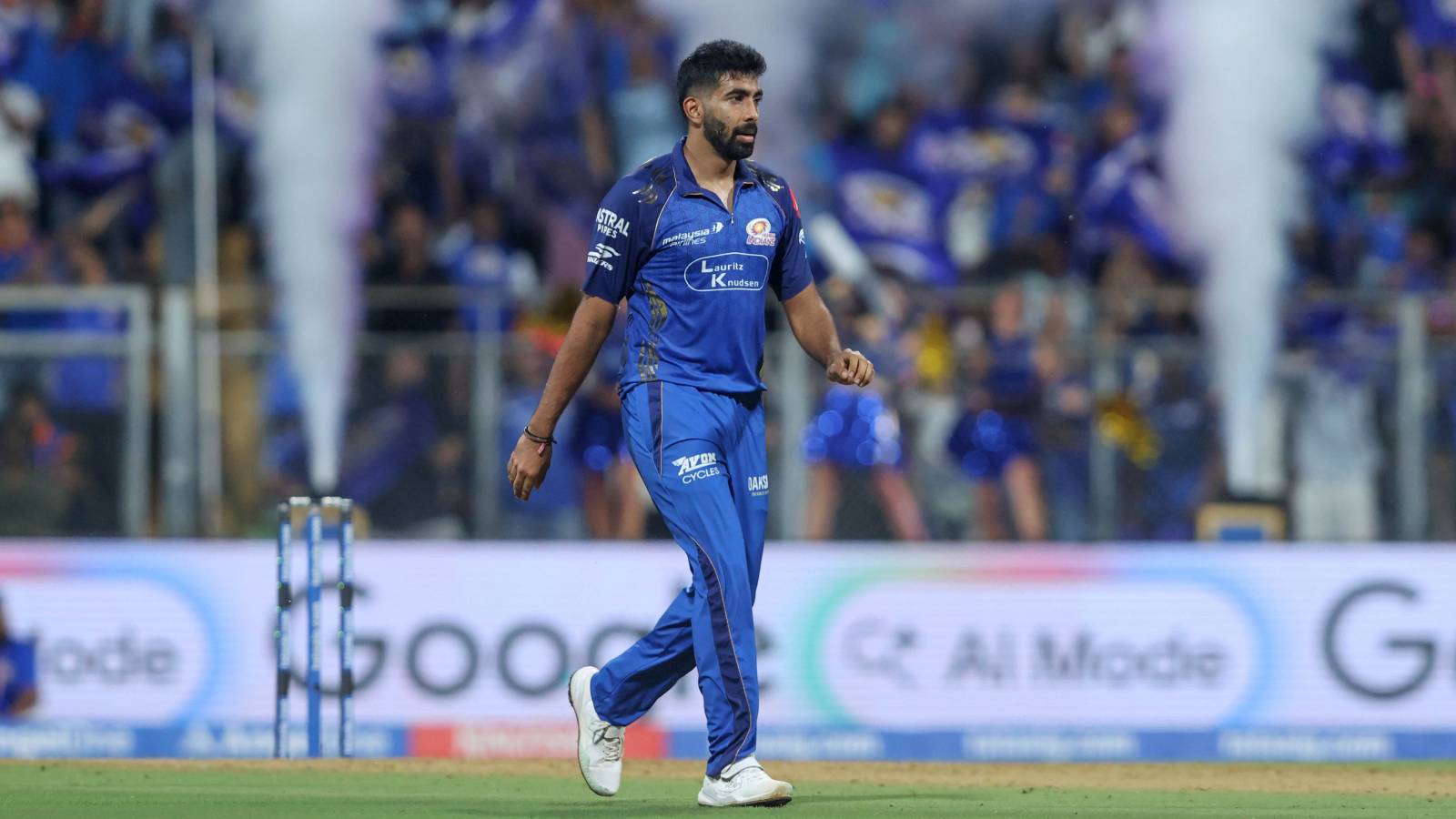 Jasprit Bumrah bowling in IPL match