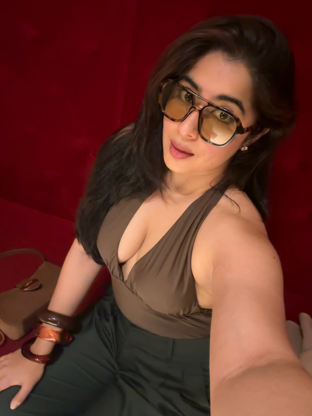 Nikita Sharma Looks Chic In Tinted Sunglasses