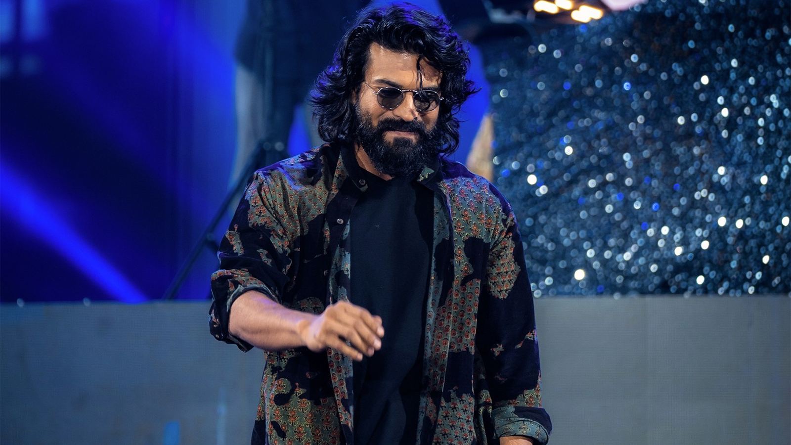 Again And Again, All The Burden On Ram Charan!