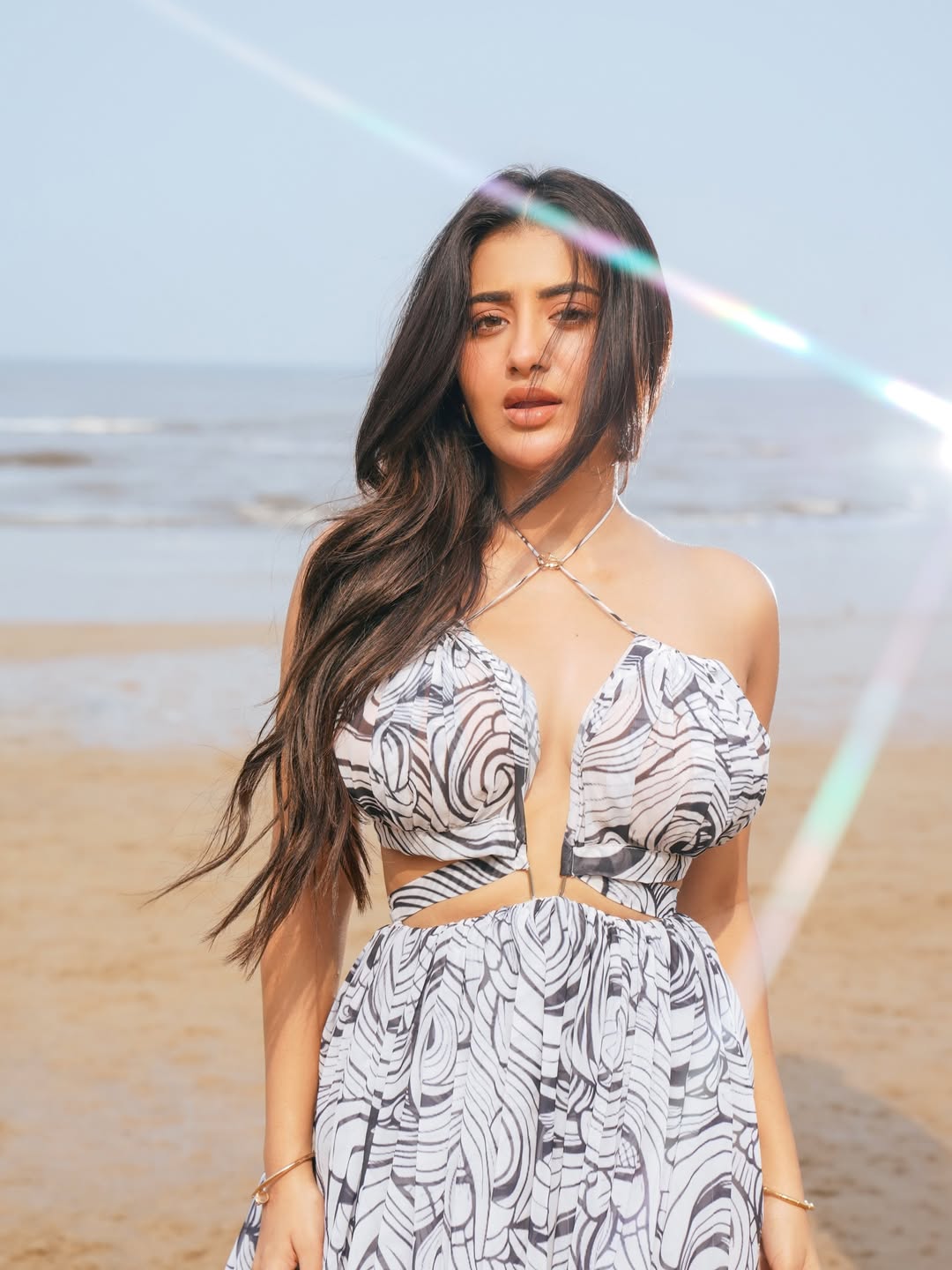 Hot Rashi Singh Enjoying Breeze At The Beach