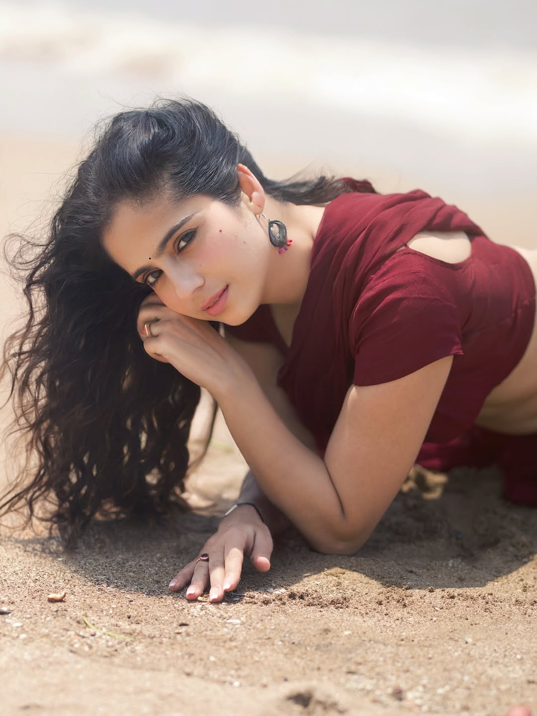 Rose Sardana Beach Side Saree Look Style