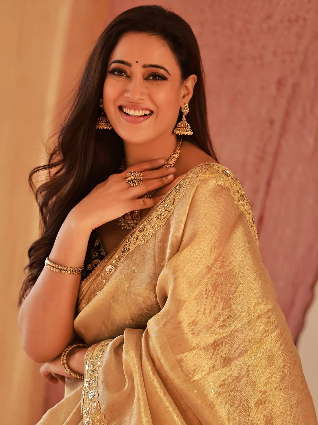 Close Up Portrait Of Shweta Tiwari Looking Down