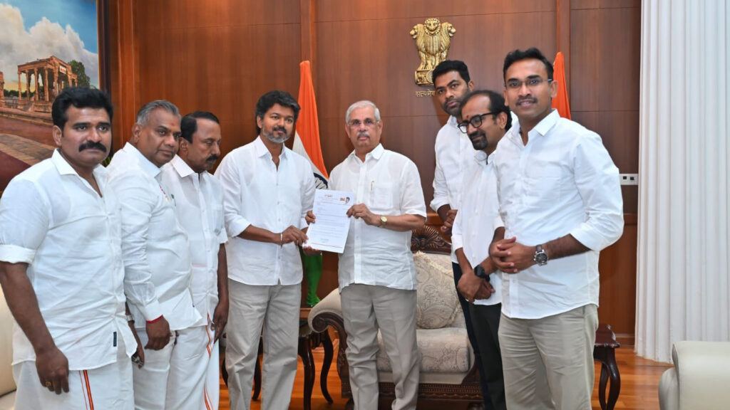 గవర్నర్‌ నిర్ణయంతో కేంద్రానికి చెడ్డపేరు… అవసరమా?