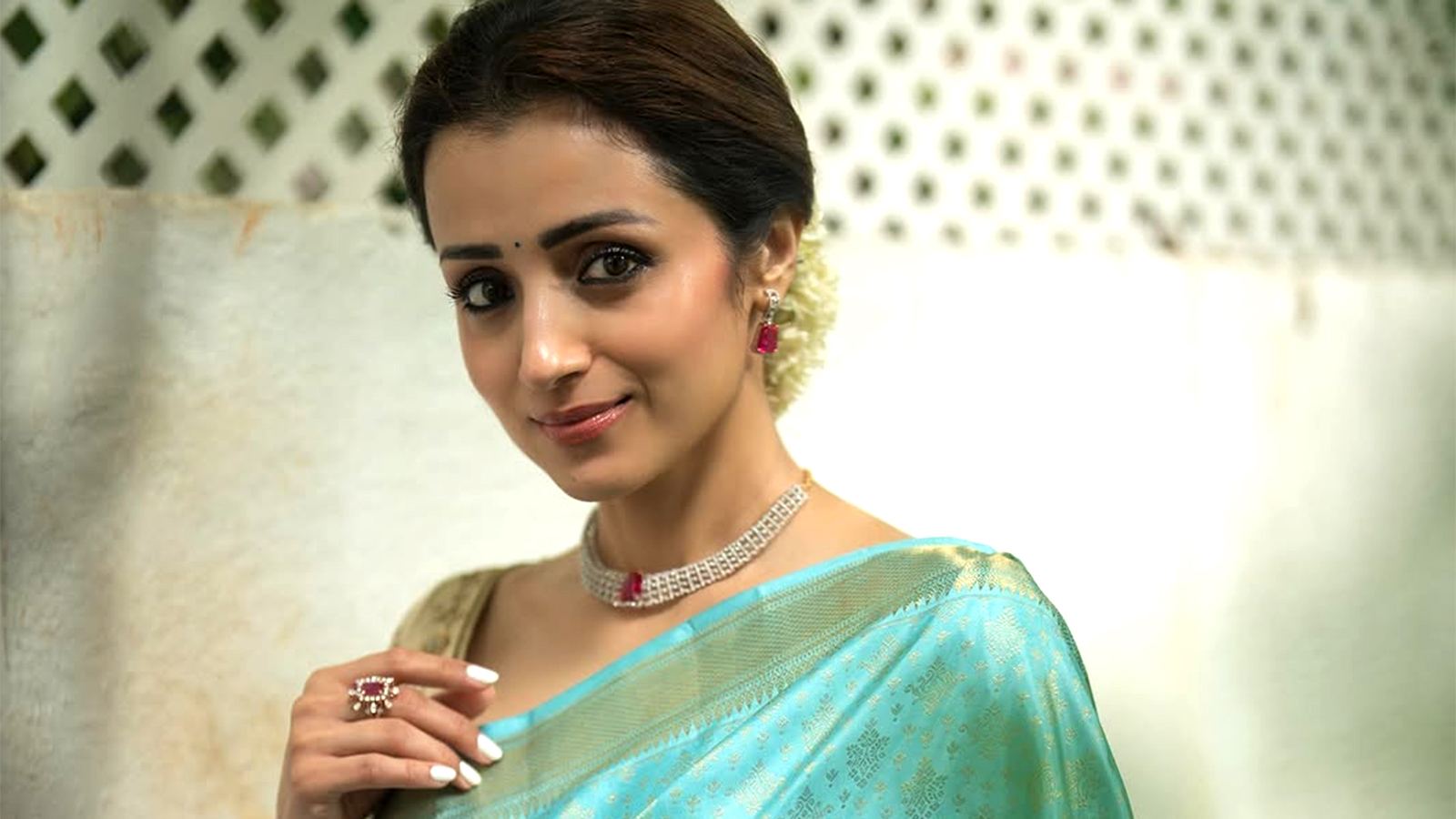 Trisha in viral green saree at Chennai event