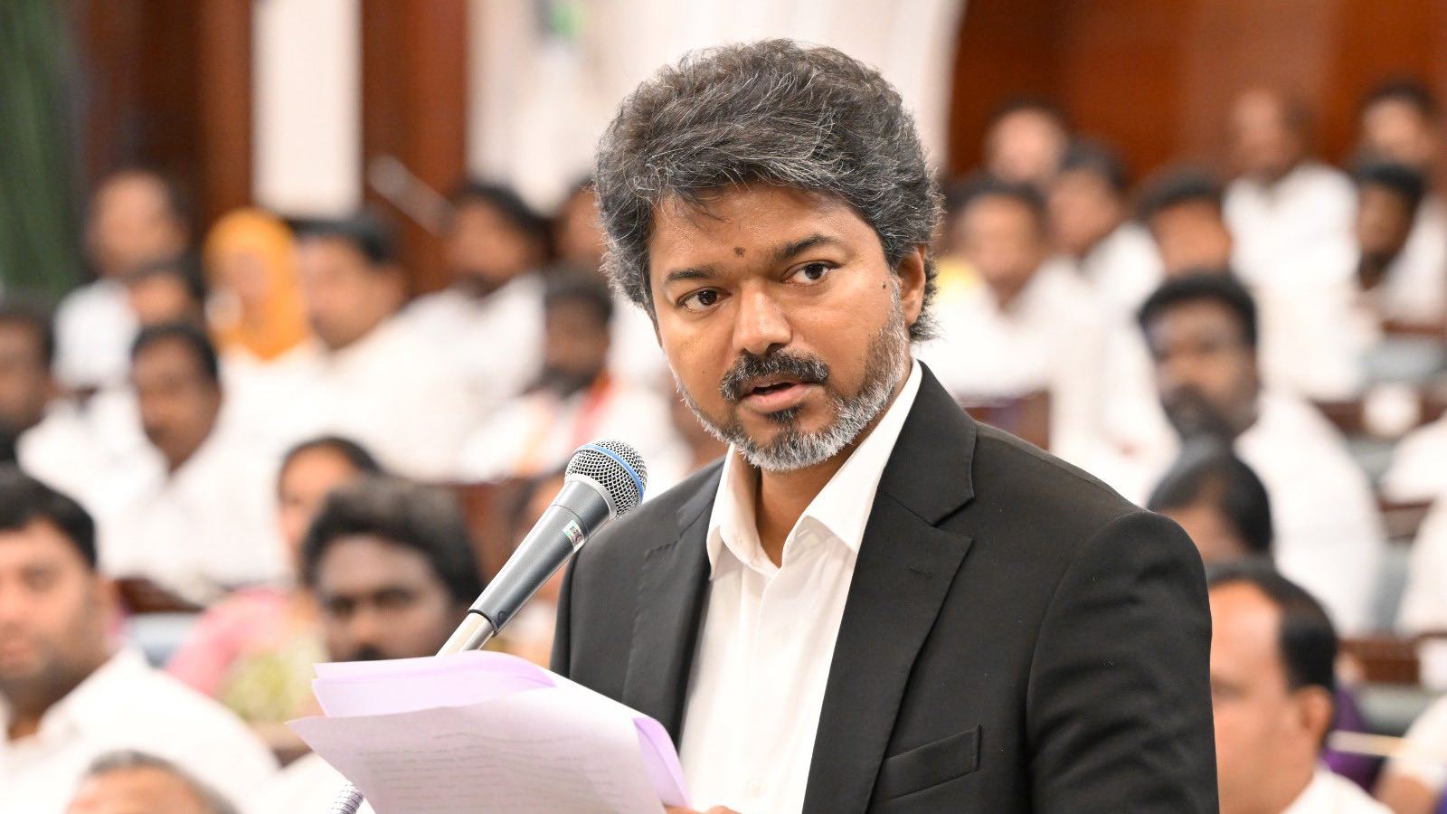 Vijay loan waiver protest issue