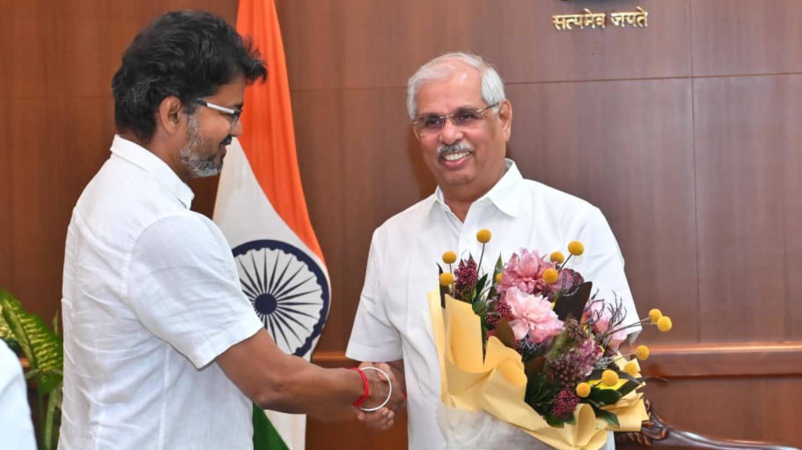 Massive Setback for Vijay, CM Swearing-In Cancelled