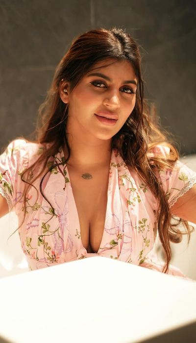 Yashika Aannand Glamorous Look In Trendy Outfits