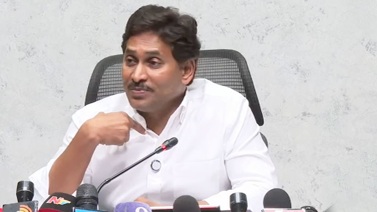 YS Jagan tadepalli press conference visuals