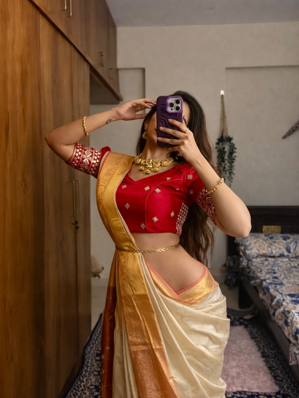 Aparna Reddy Taking Mirror Selfie In Silk Saree