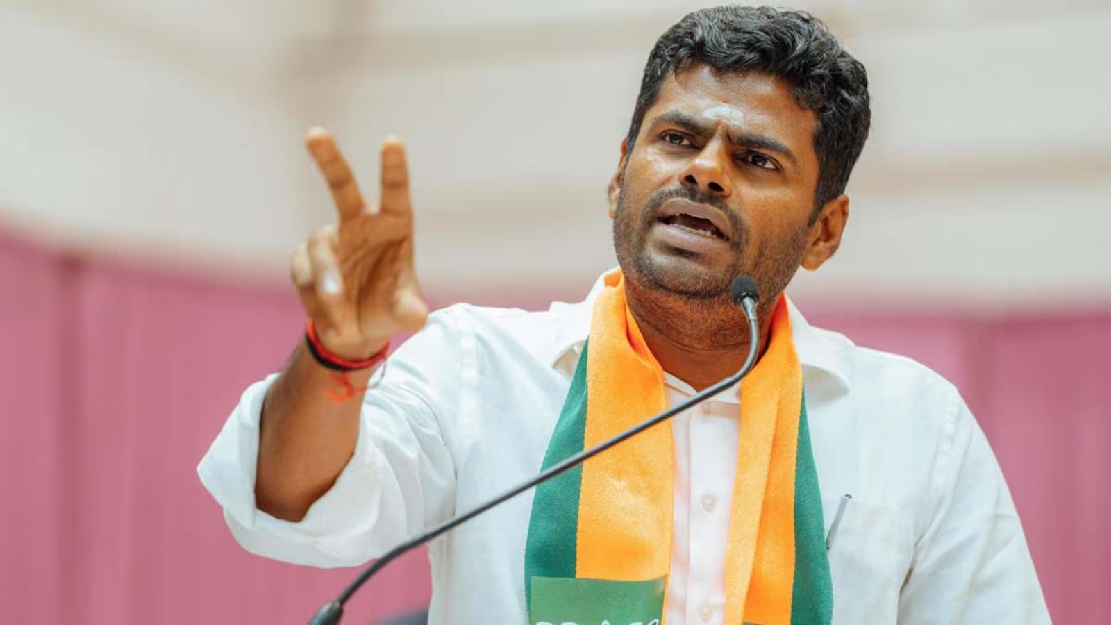 BJP facing political challenges in South India amid leadership issues, alliance dependence and internal differences in Telangana and Tamil Nadu.