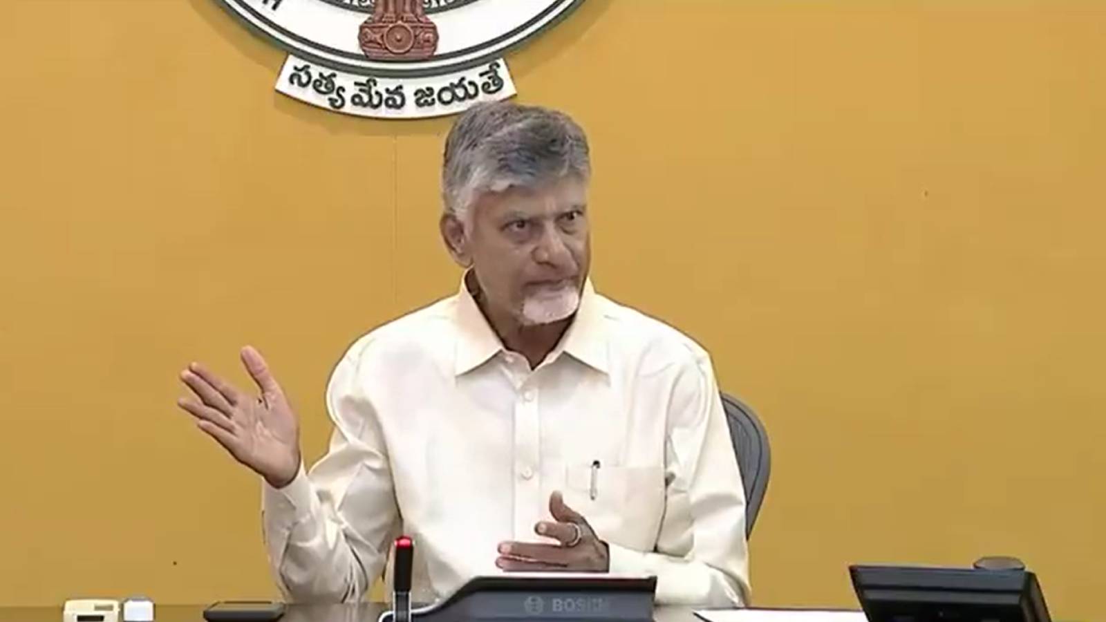 Chandrababu Naidu BRS Criticism Pawan Kalyan
