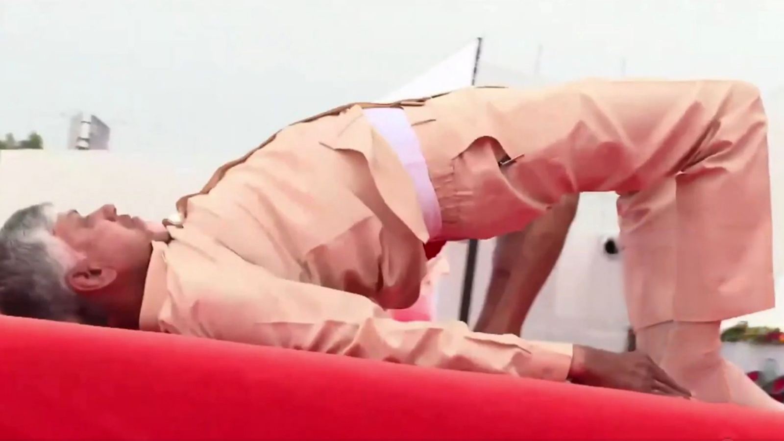 Chandrababu Naidu with Baba Ramdev at Yoga Day