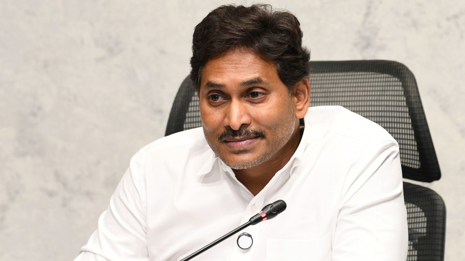 Jagan and YSRCP protest call