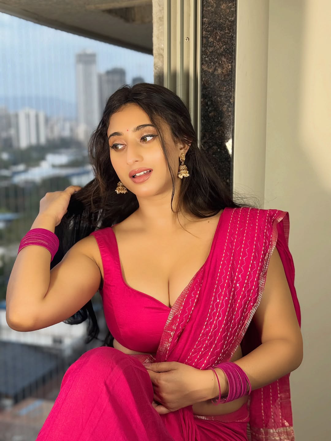 Kheyali Nath Radiating Timeless Indian Royal Vibe