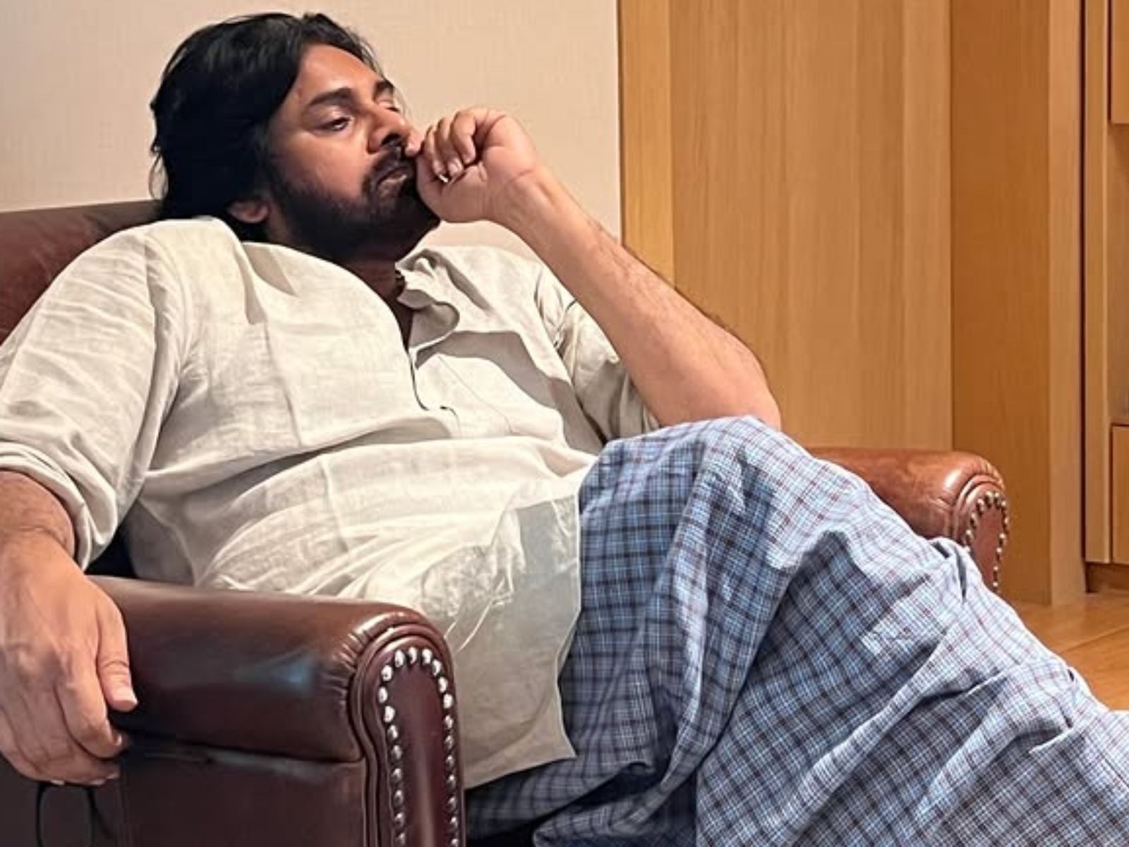 Pawan Kalyan election day photo