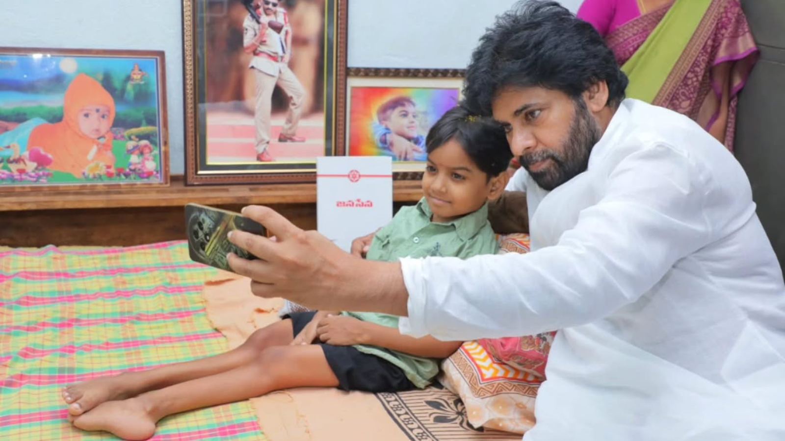 Pawan Kalyan meets fan in Hanumakonda