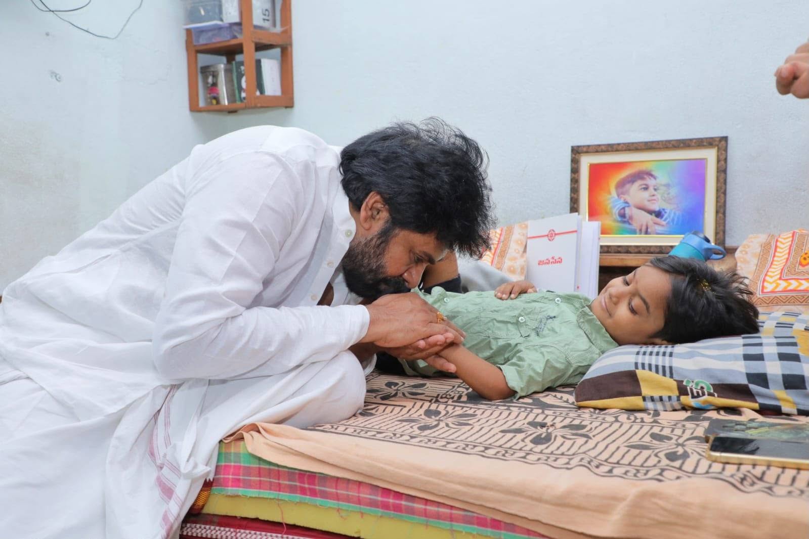 Pawan Kalyan Creates Special Memory For Fan