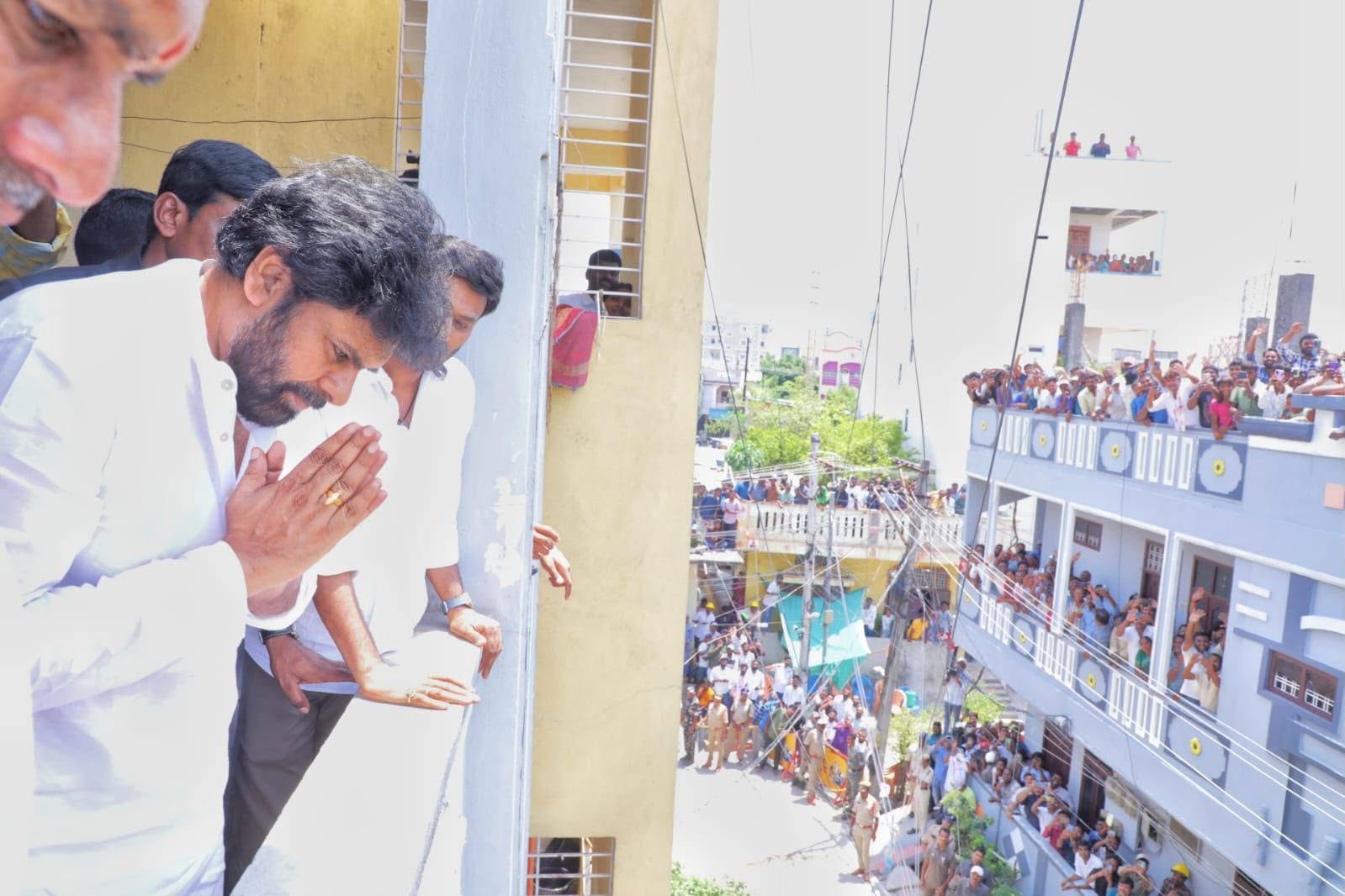 Pawan Kalyan Greets Supporters From Balcony View
