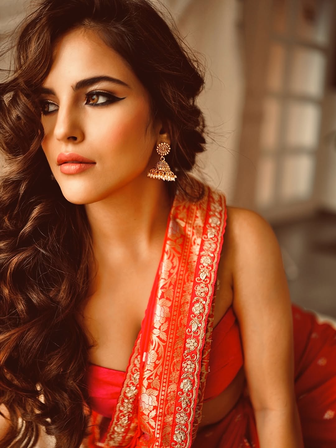 Beautiful Golden Jhumka Earrings On Pratibha Glow