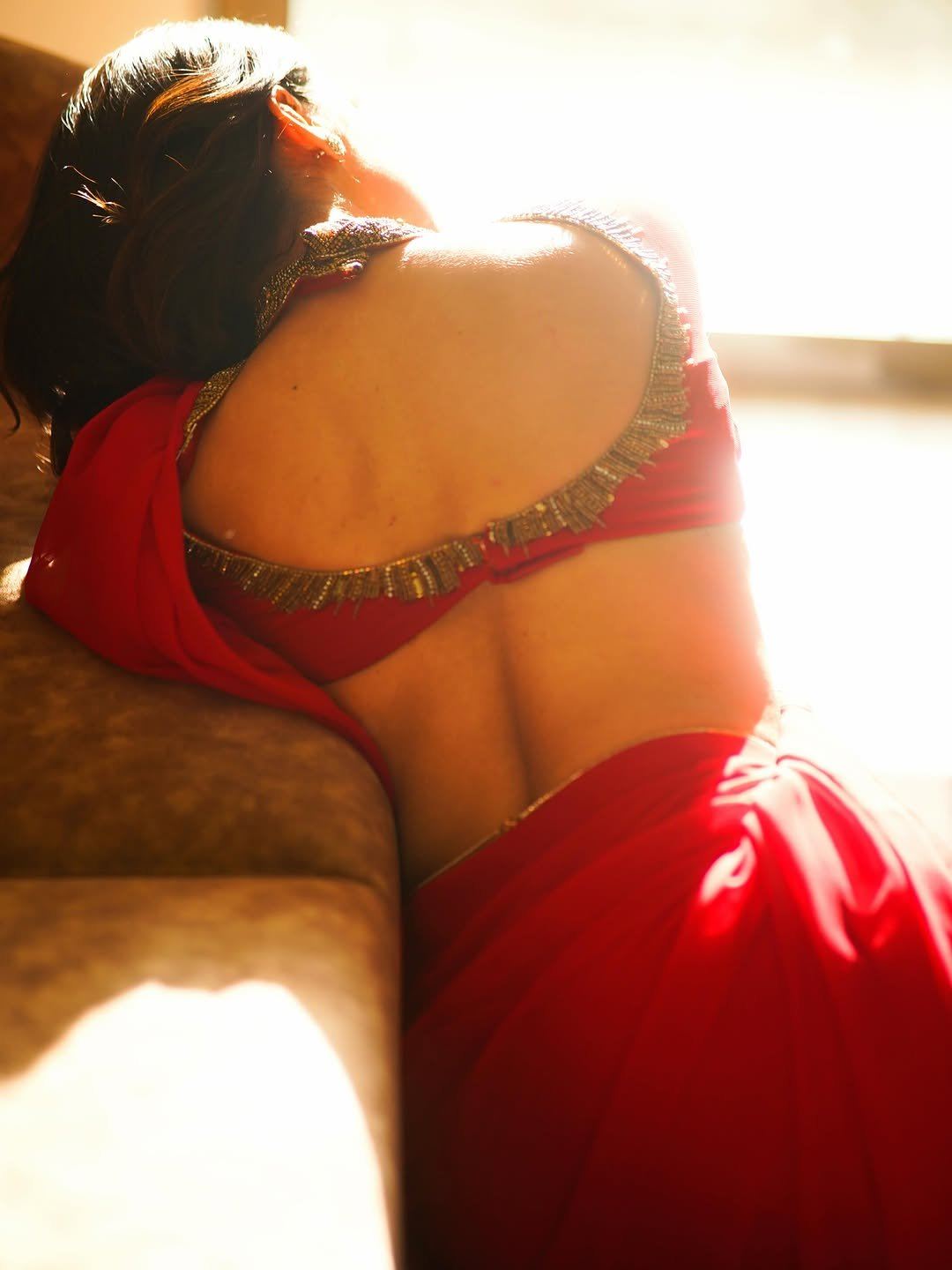 Prisha Singh In Red Saree Stunning Backless Pose