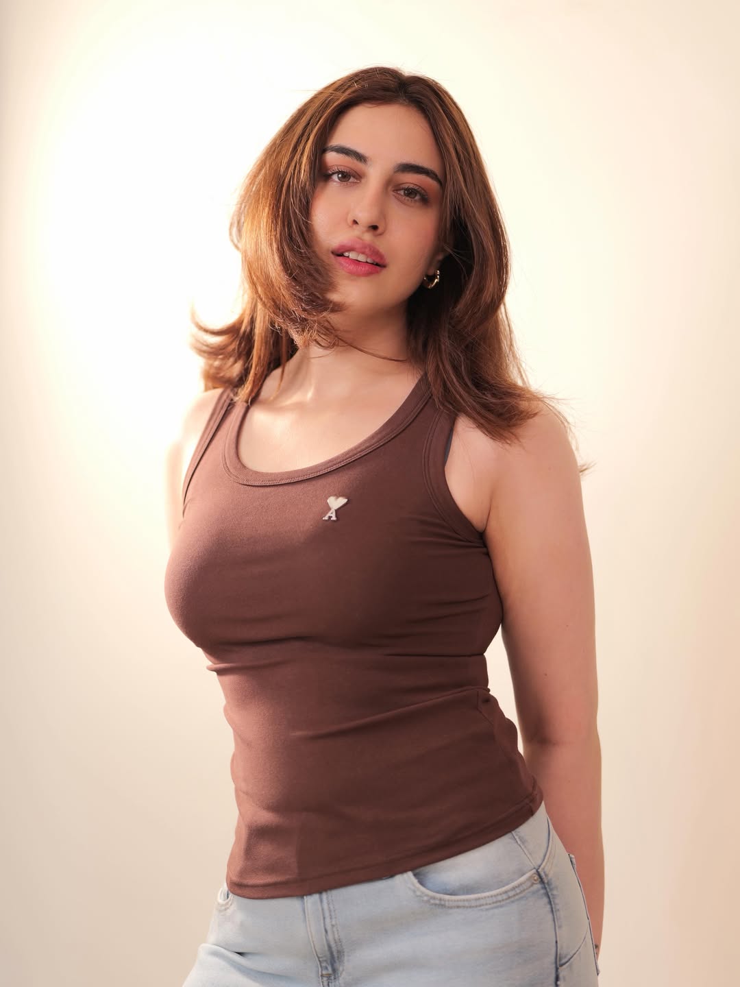 Samreen Kaur Strikes Confident Indoor Fashion Pose