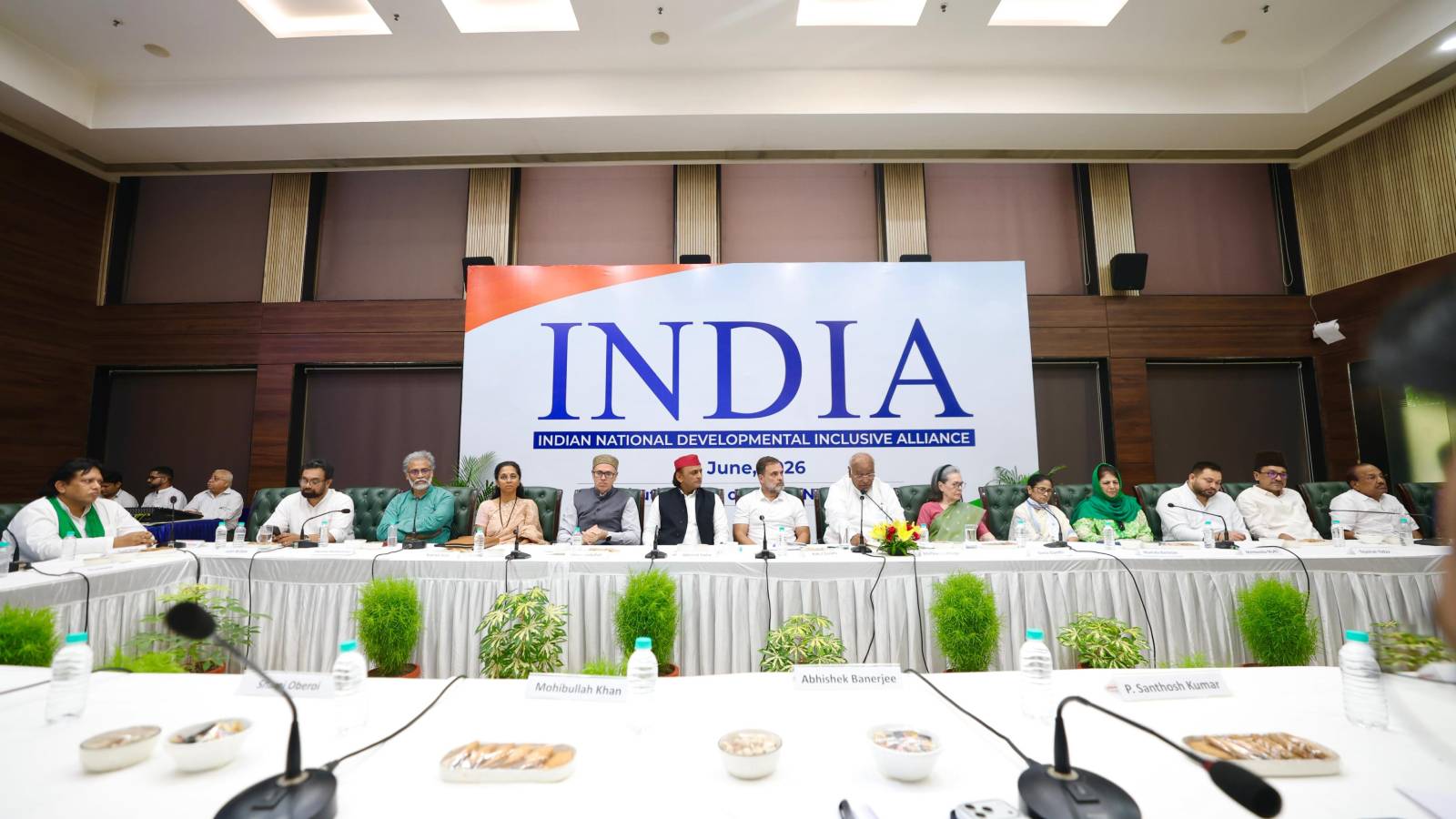 Why Is the INDIA Alliance Still Struggling Against BJP?