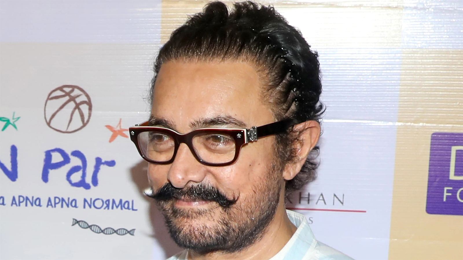 Aamir Khan with extended family update