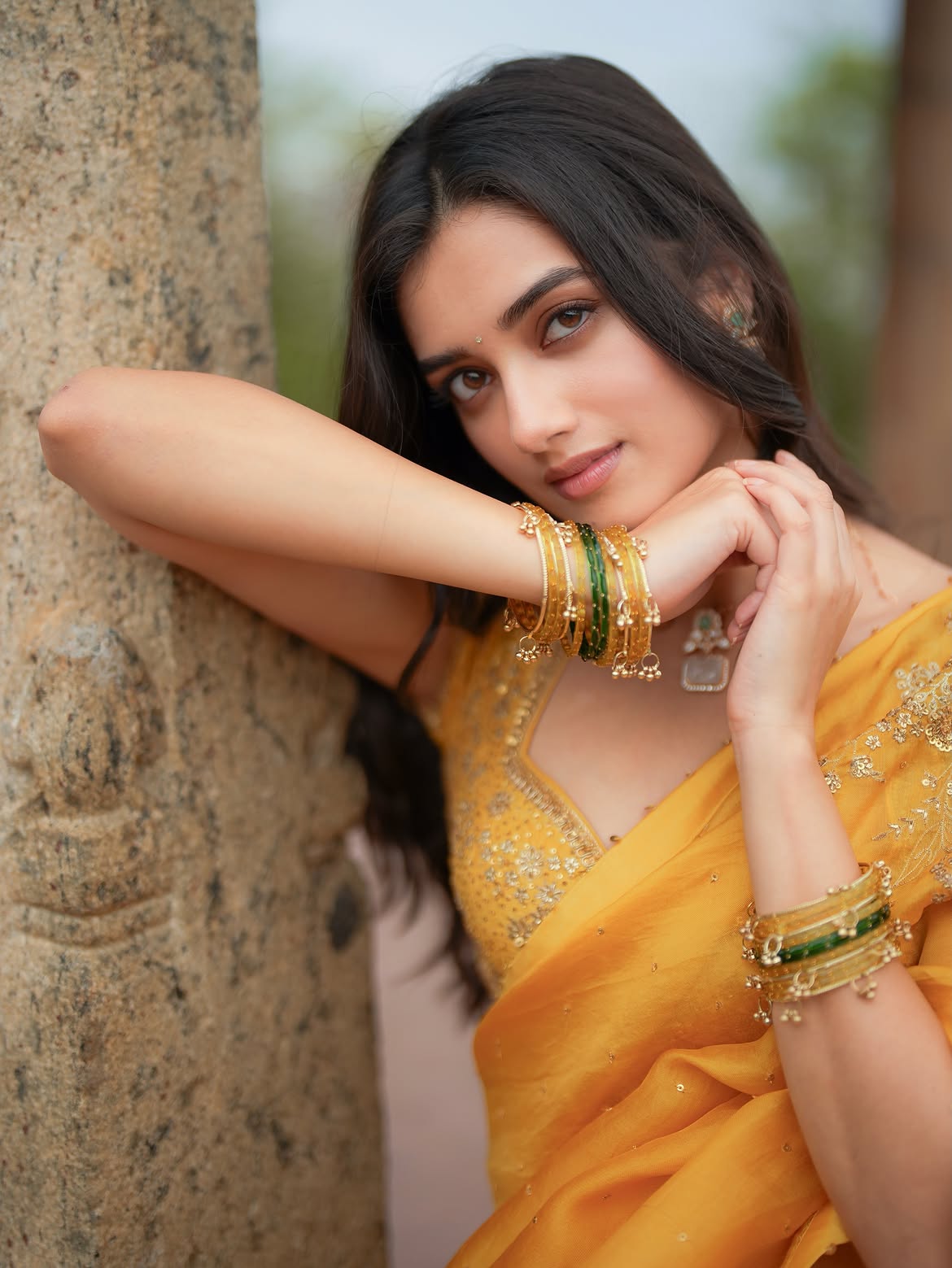 Bhagyashri Borse Lean On Pillar Close Up