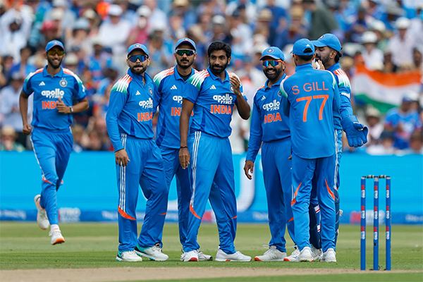 IND vs ENG 1st ODI: India Beat England by 6 Wickets