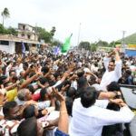 హిట్ అండ్ రన్.. రన్ ఫర్ ఏ హిట్!