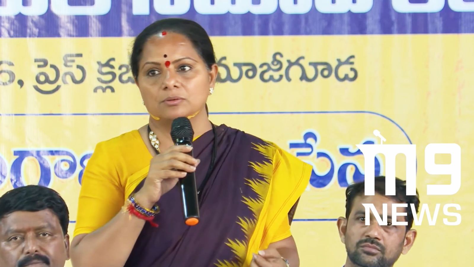 Kavitha on Andhra jobs