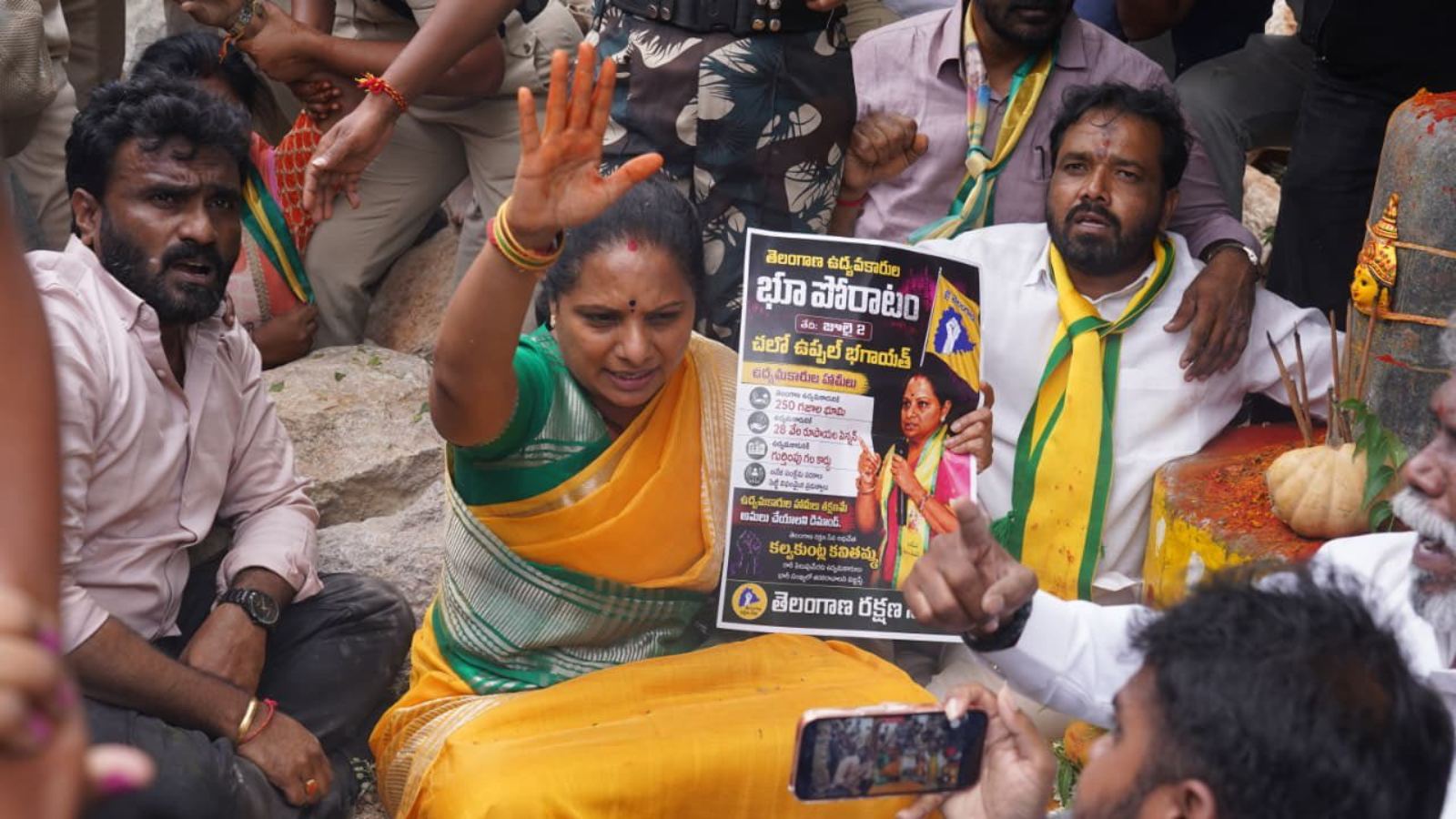 Kavitha protest in Telangana