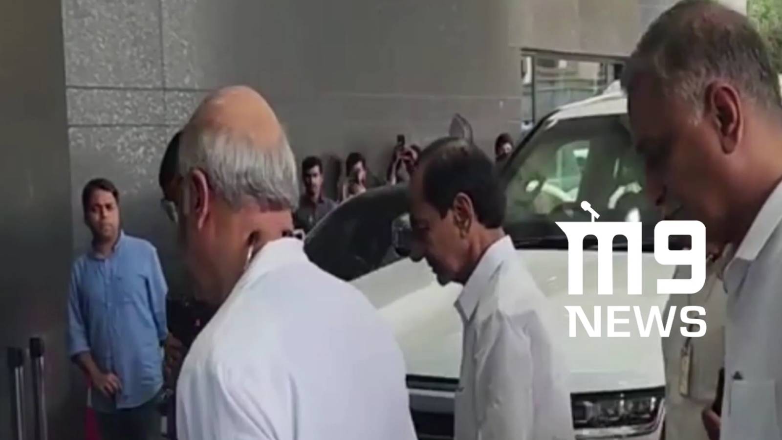 KCR visits Himanshu at AIG Hospital