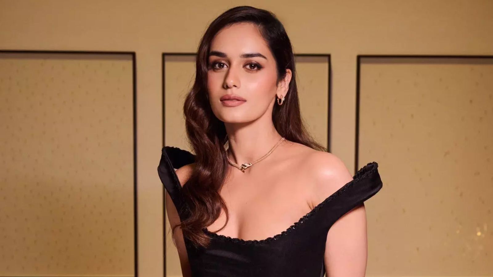 Manushi Chhillar backs NEET students