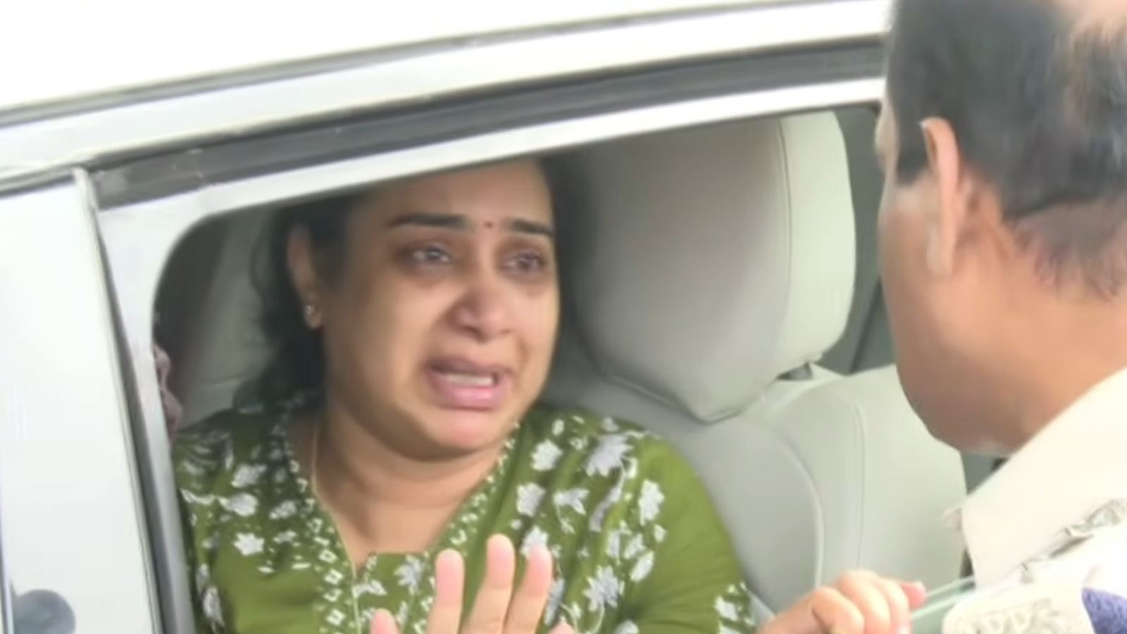 Mudragada Padmanabham Final Rites Witness Family Dispute