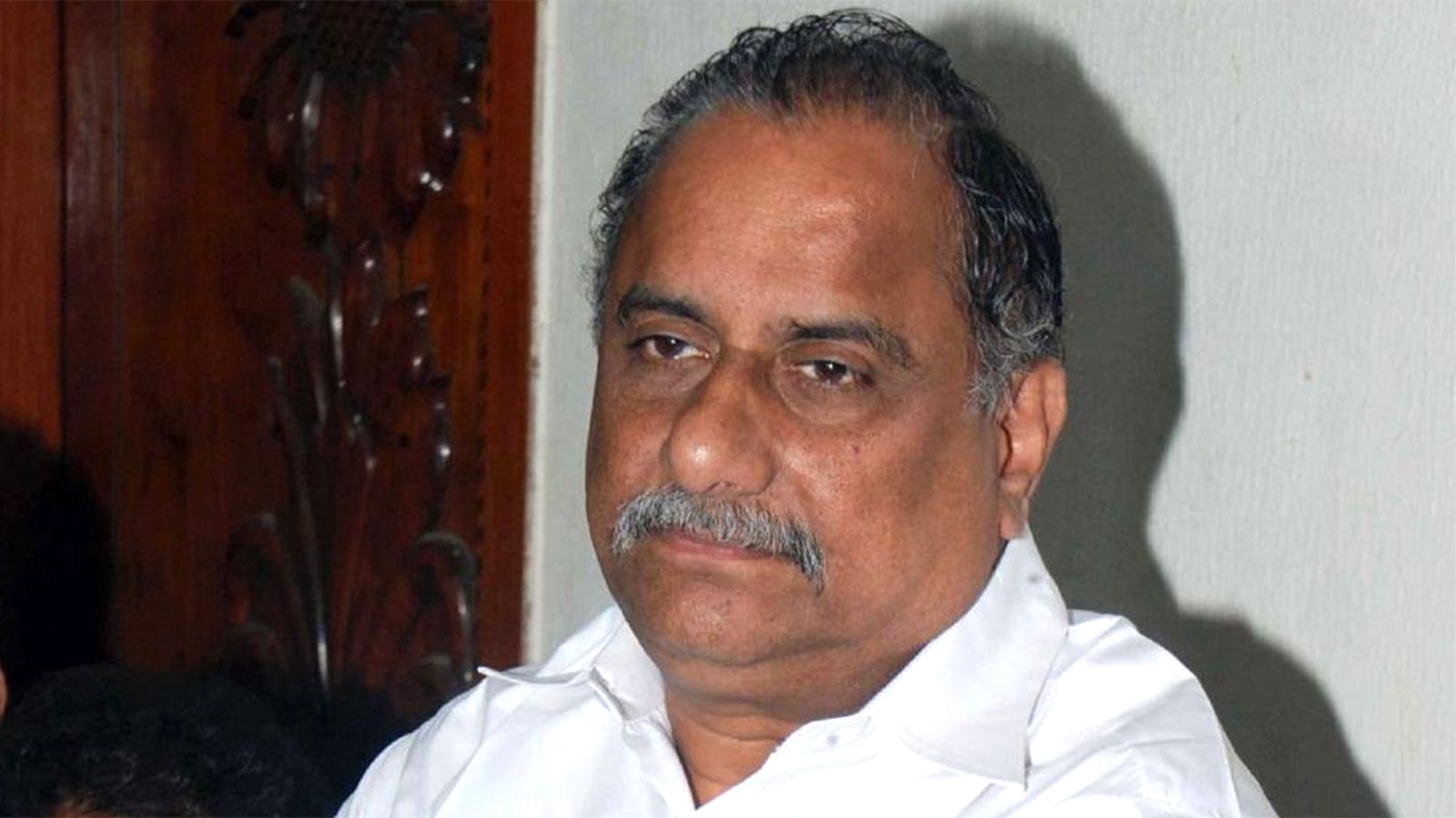 Mudragada Padmanabham passes away in Hyderabad