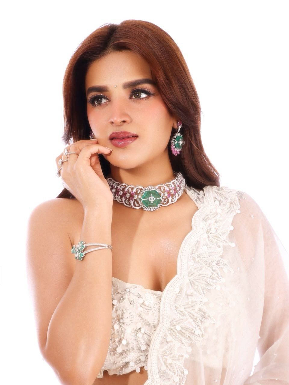 Nidhhi Agerwal Striking A Graceful Front Pose