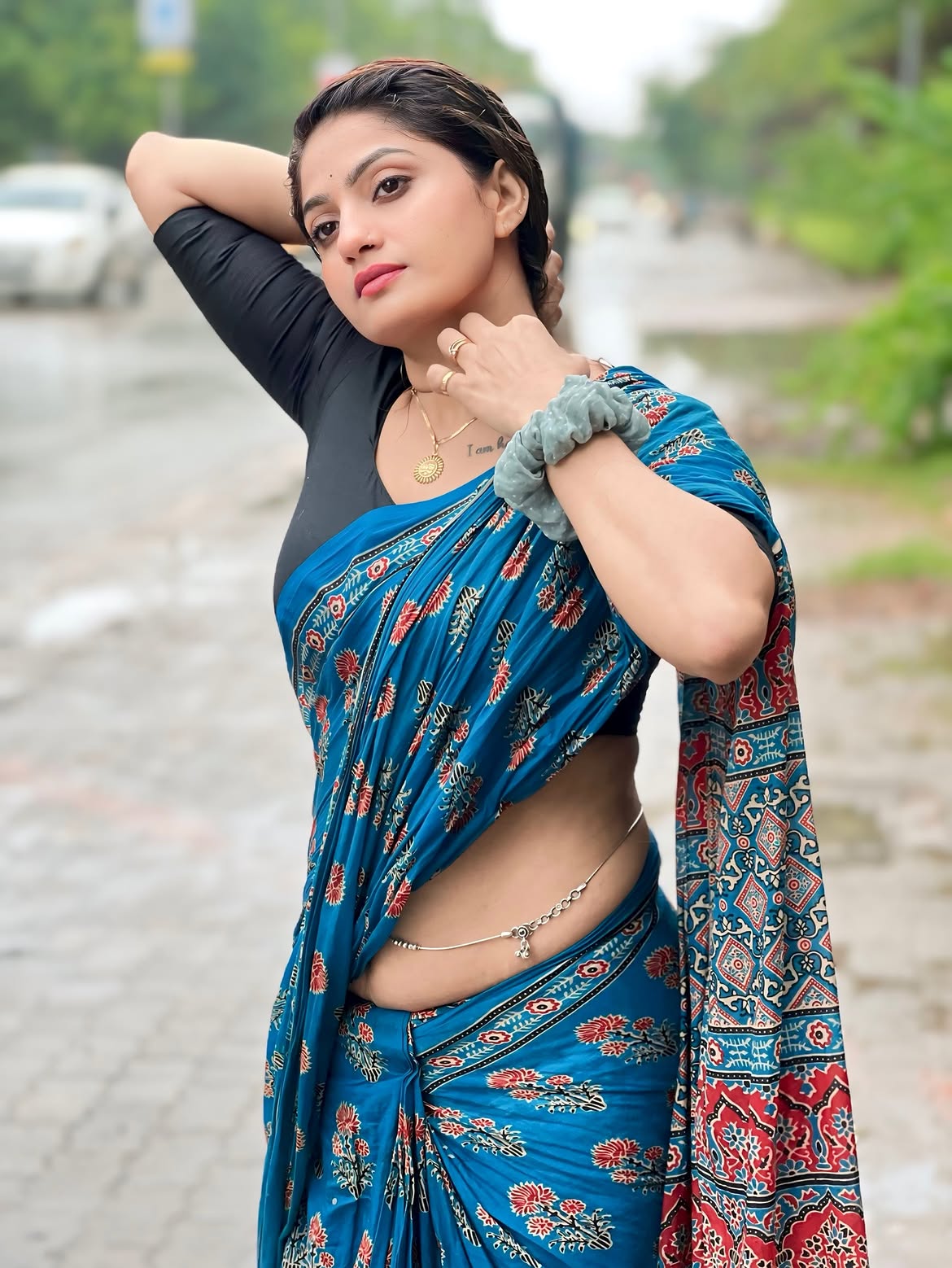 Sanam Joshi Flaunting Silver Waist Chain Style
