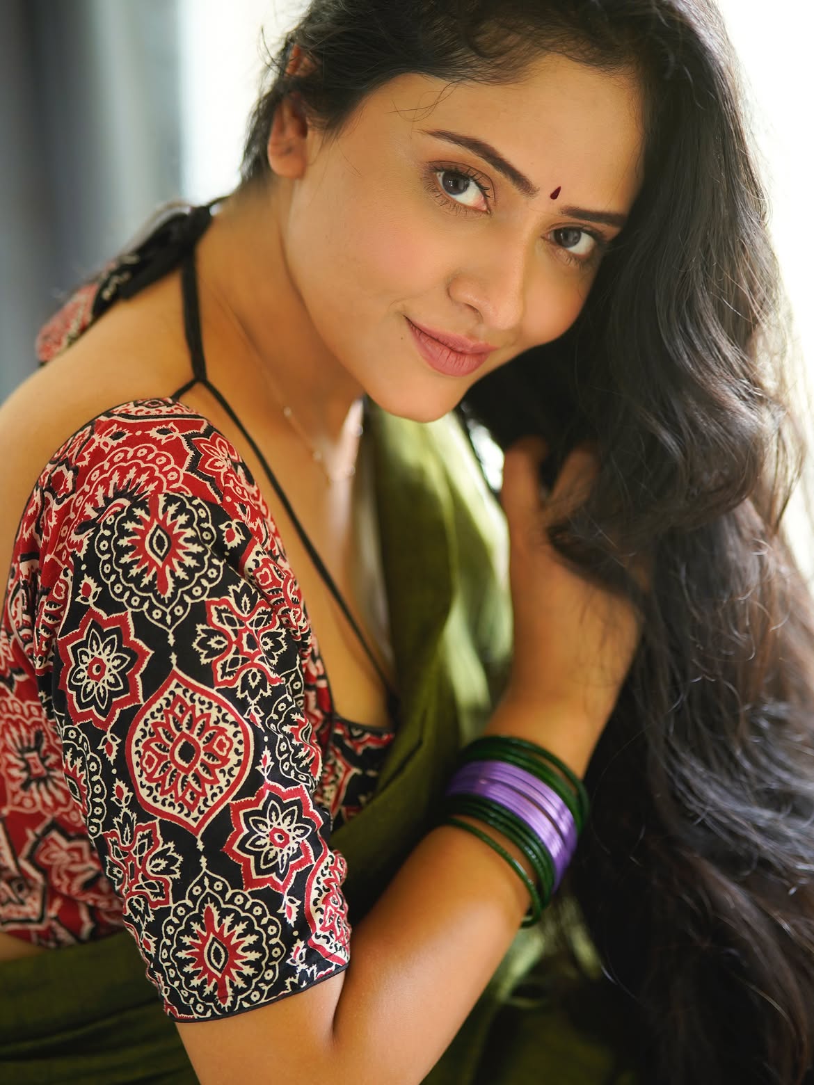 Sanya Thakur Highlights Elegant Waist Chain Styl