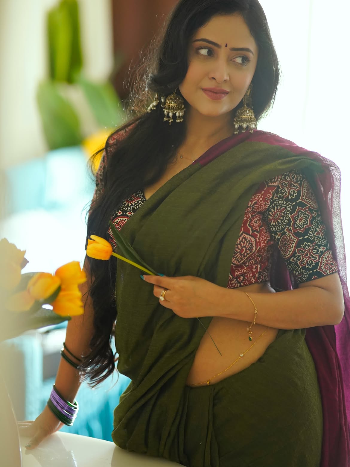 Sanya Thakur Displays Confident Traditional Charm