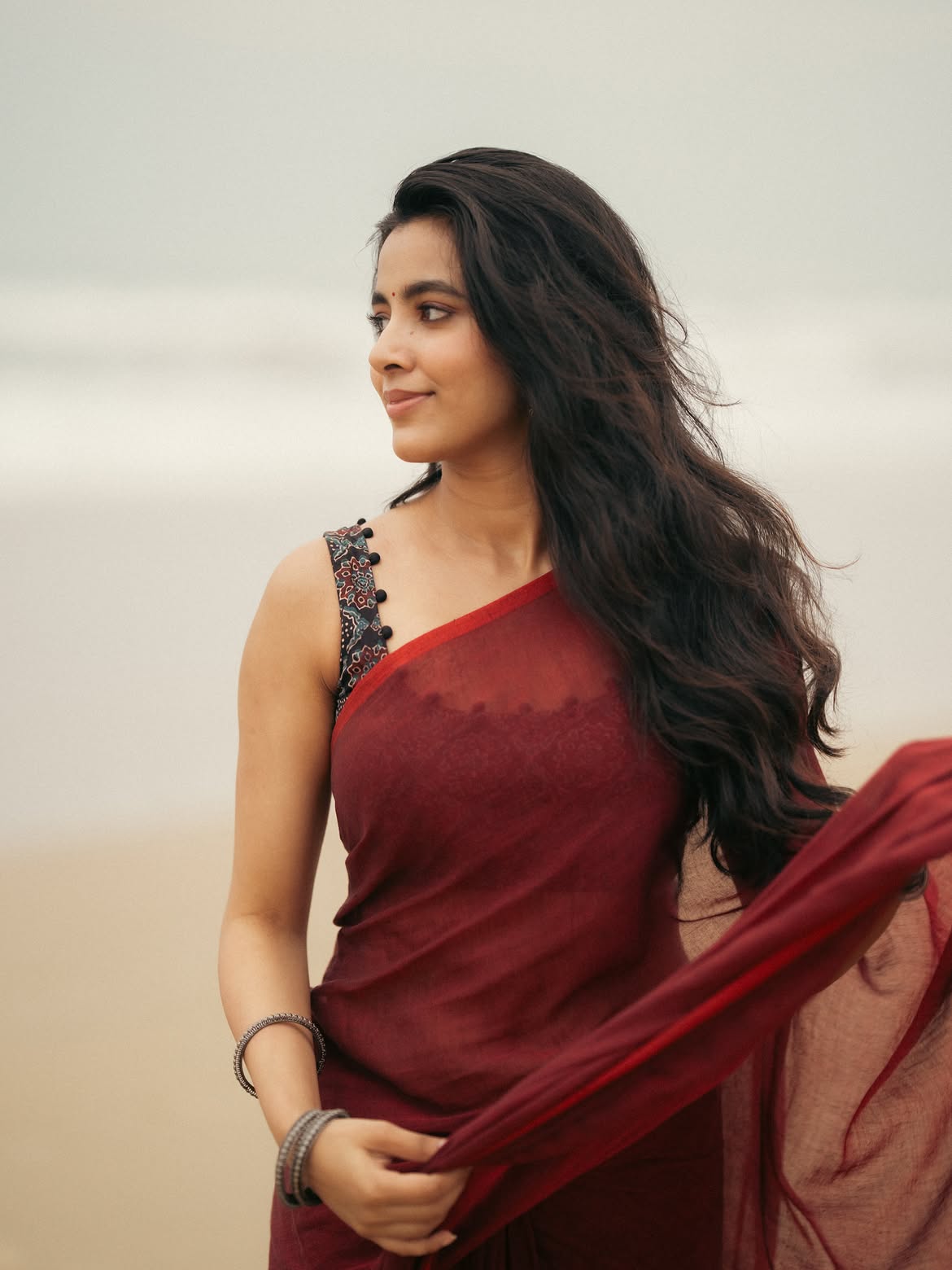 Shivani Nagaram Flaunts Elegant Saree Beach Style